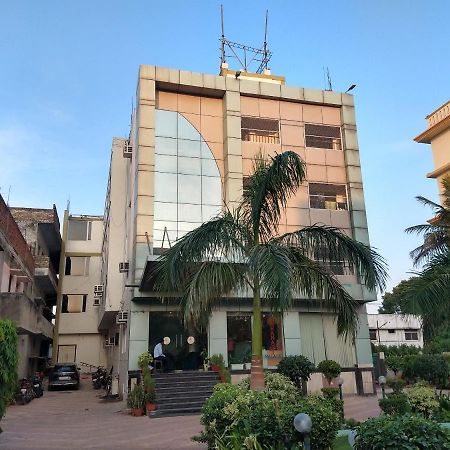 Varanasi Palace Exterior photo